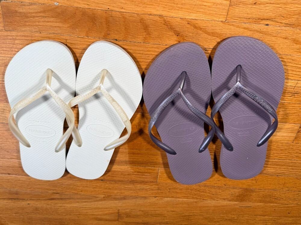 Havaianas Slim Flip Flops Women’s 9–10 Purple White Metallic Straps 2 Pairs